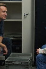 Nonton Film Shrinking Season 3 Episode 5 Sub Indo